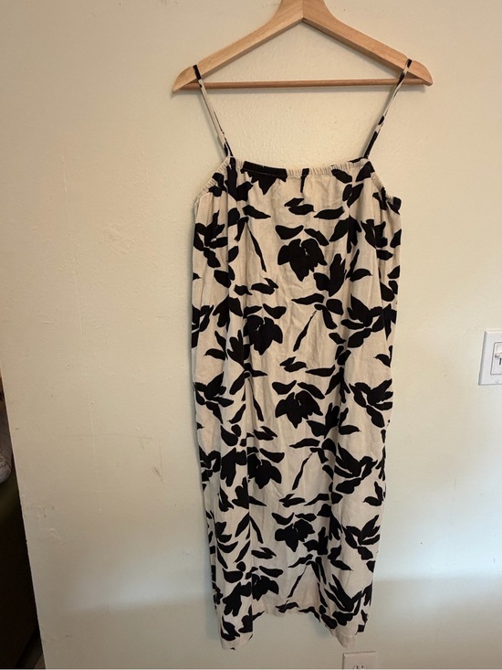 a new day Dresses & Skirts - a new day Black & Cream Floral Slip Midi Dress